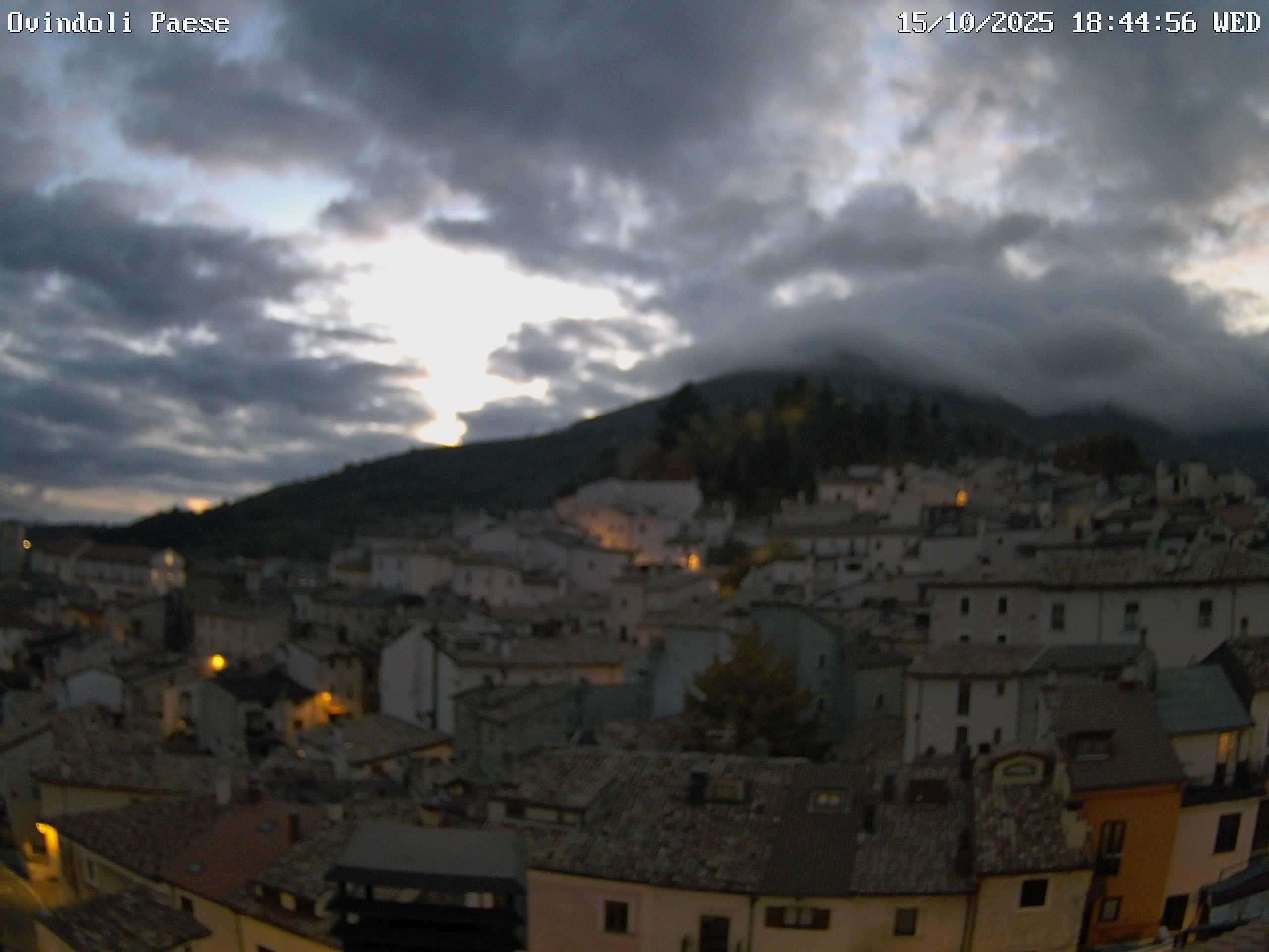 Ovindoli TV 1 Ovindoli Tv Webcam1 15-10-2025 15:50:08. -