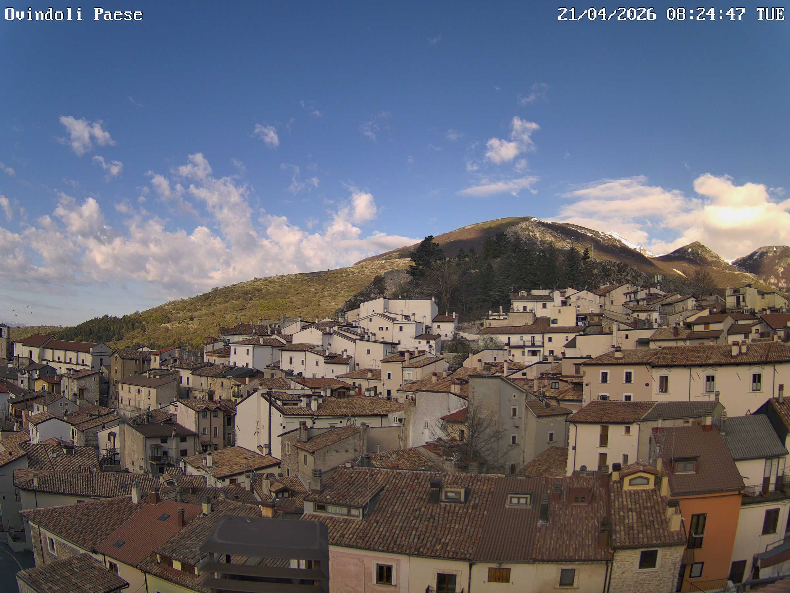 Ovindoli TV 1 Ovindoli Tv Webcam1 20-04-2026 14:25:08. -