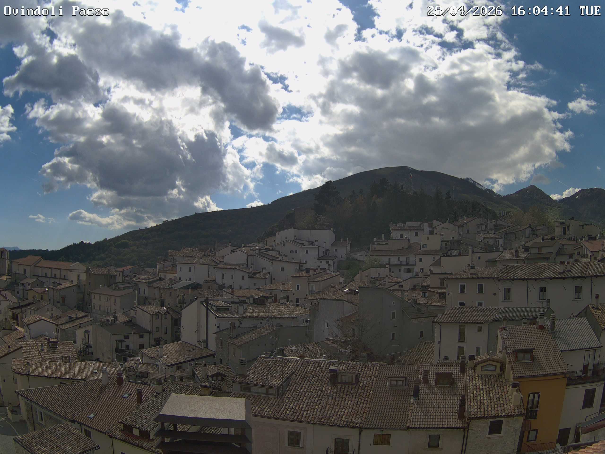 Ovindoli TV 1 Ovindoli Tv Webcam1 27-04-2026 13:00:35. -