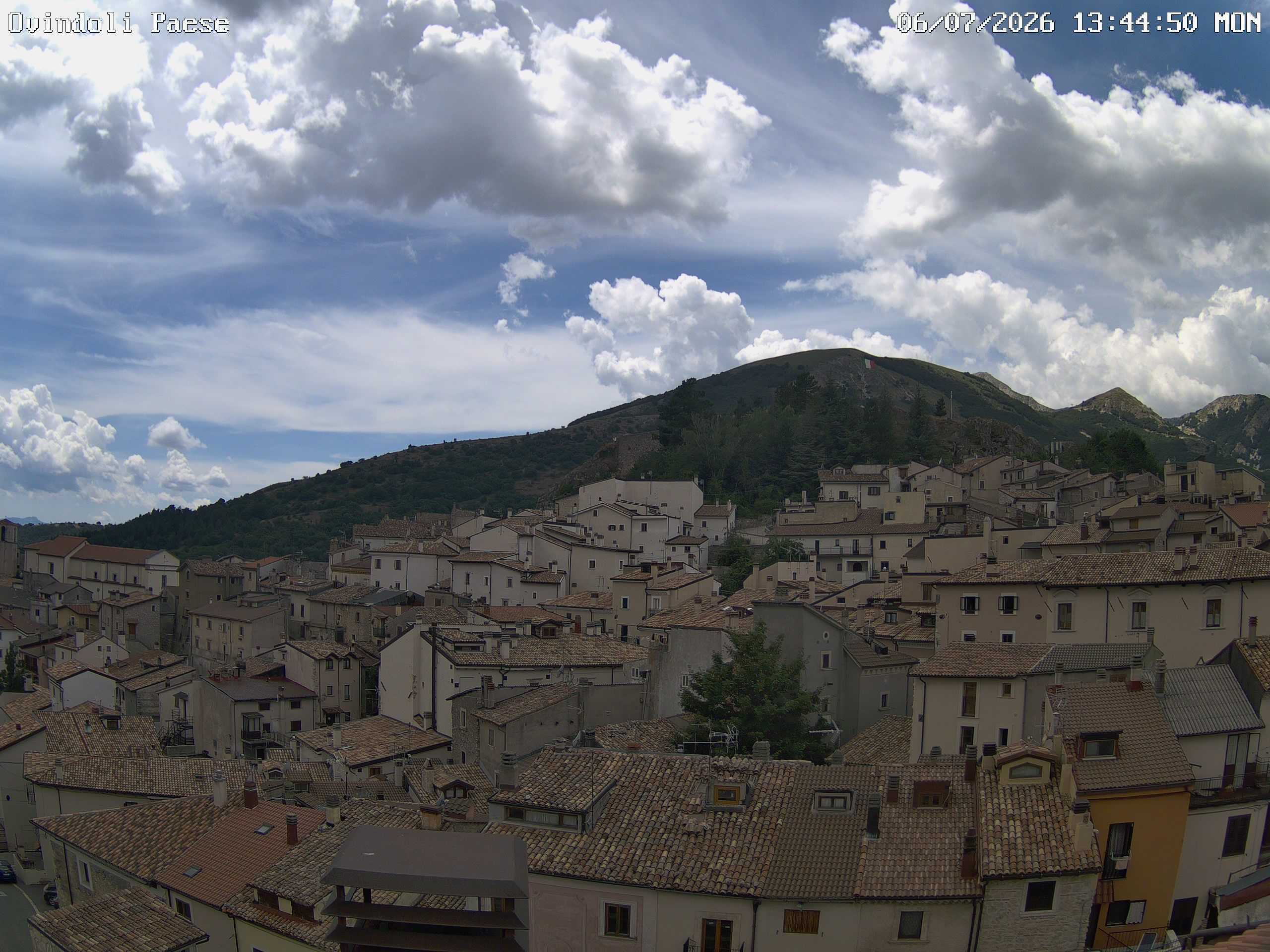 Ovindoli TV 1 Ovindoli Tv Webcam1 06-07-2026 12:35:17. -