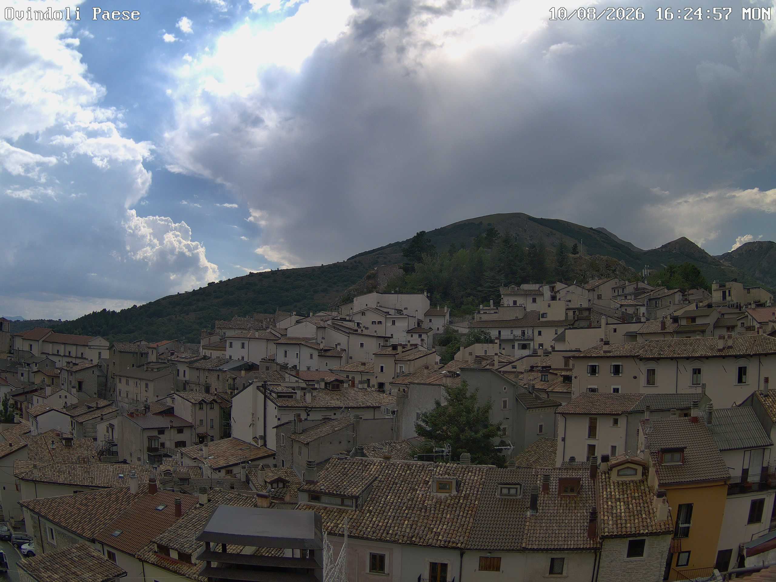 Ovindoli TV 1 Ovindoli Tv Webcam1 10-08-2026 15:30:45. -