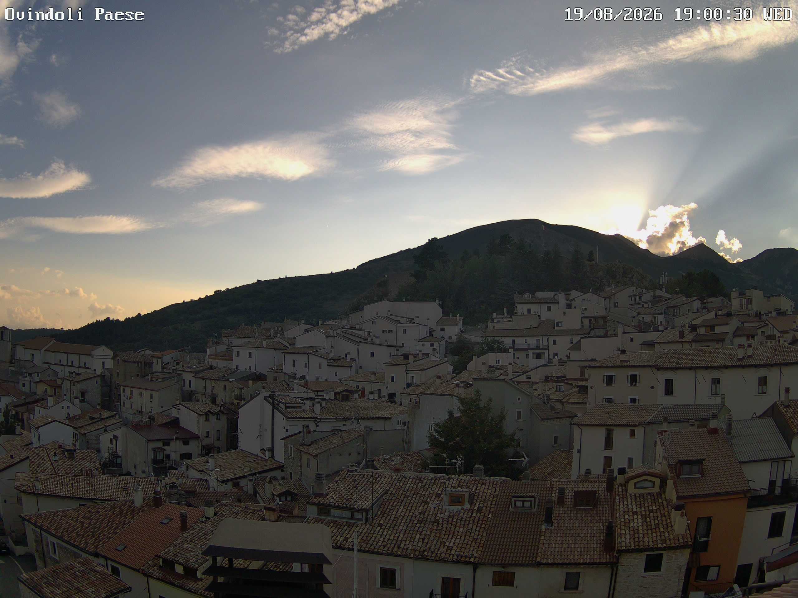 Ovindoli TV 1 Ovindoli Tv Webcam1 19-08-2026 18:15:29. -